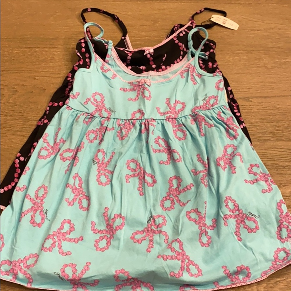 Victoria’s Secret Camis 2 Pack